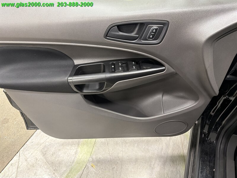 Used 2019 Ford Transit Connect XL FWD image 25