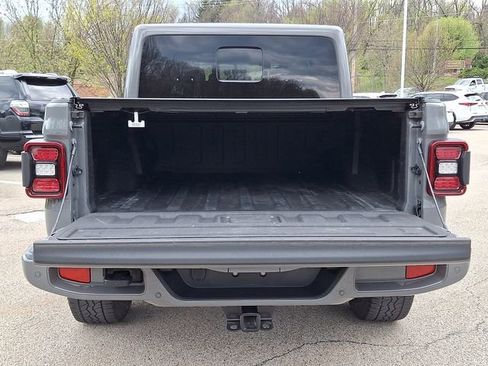 Used 2022 Jeep Gladiator Overland AWD/4WD image 28