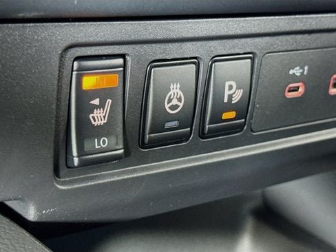 New 2026 Nissan Frontier SV w/ All-Weather Content Package AWD/4WD image 16