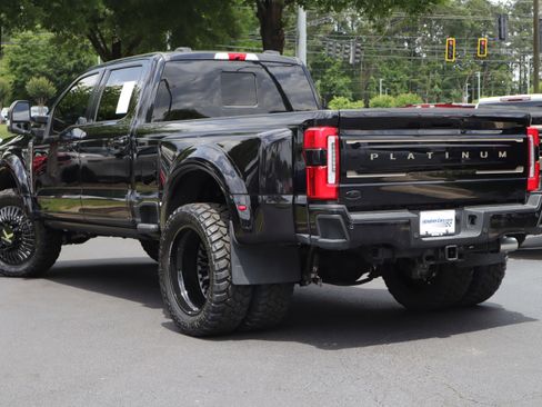 Used 2025 Ford F450 Platinum w/ Platinum Plus Package AWD/4WD image 3