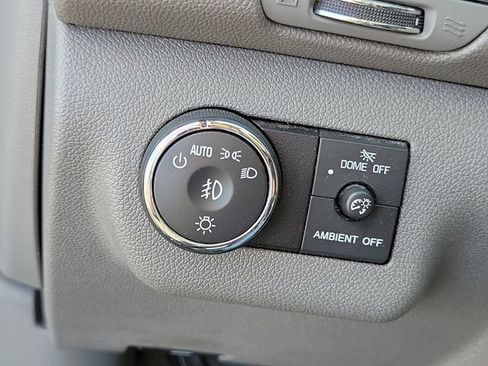 Used 2013 Chevrolet Traverse LT FWD image 11