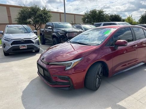 Used 2024 Toyota Corolla SE FWD image 6