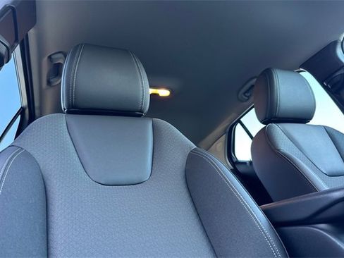 Used 2025 Buick Encore GX Preferred image 20