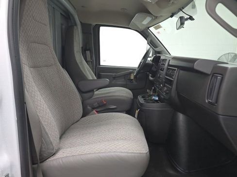 New 2026 Chevrolet Express 3500 w/ Power Convenience Package RWD image 22