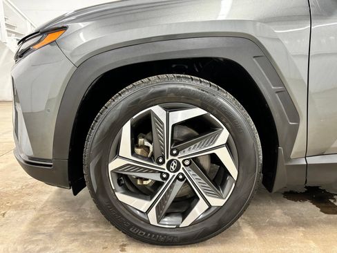 Certified 2022 Hyundai Tucson Limited FWD image 9