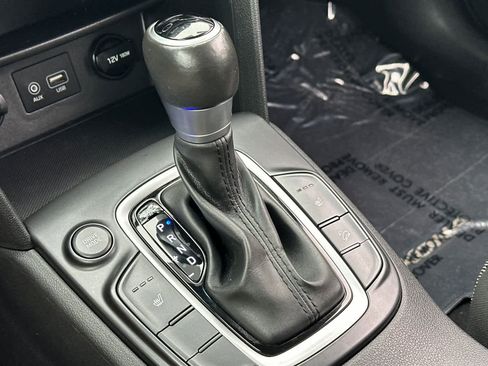 Used 2018 Hyundai Kona SEL image 20