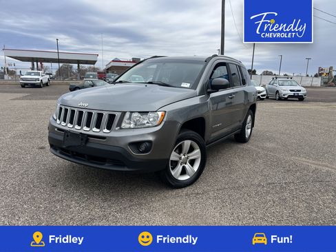 Used 2011 Jeep Compass Latitude image 1