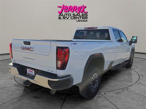 Used 2024 GMC Sierra 3500 SLE image 15
