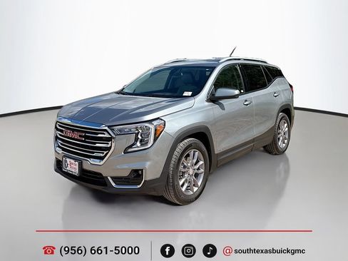 Used 2023 GMC Terrain SLT w/ Infotainment Package II FWD image 3