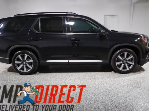 Used 2024 Honda Pilot Touring image 6