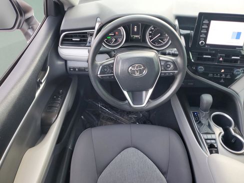 Used 2023 Toyota Camry LE image 14