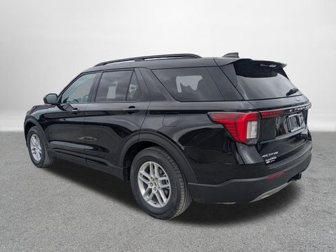 New 2026 Ford Explorer Active image 5
