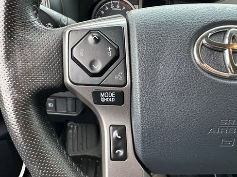 Used 2020 Toyota Tacoma SR5 image 15