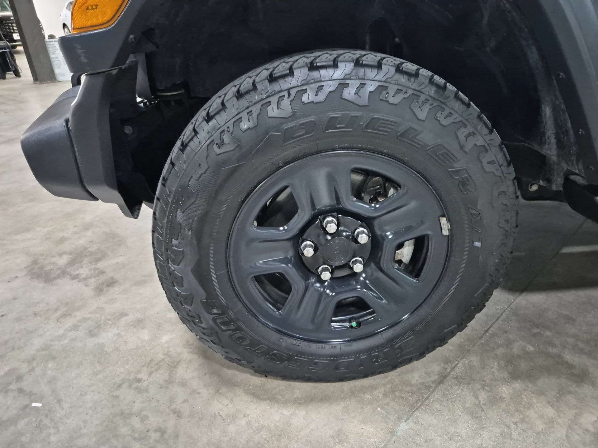 Used 2018 Jeep Wrangler Unlimited Sport AWD/4WD image 31