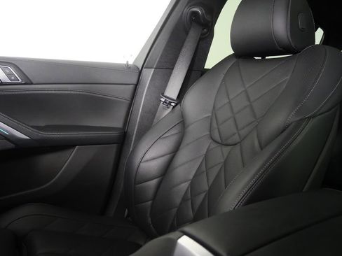 Certified 2023 BMW X6 xDrive40i w/ Executive Package image 27