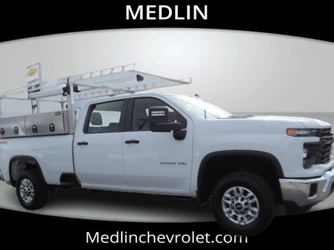 Used 2025 Chevrolet Silverado 2500 W/T w/ WT/CX Safety Package image 1