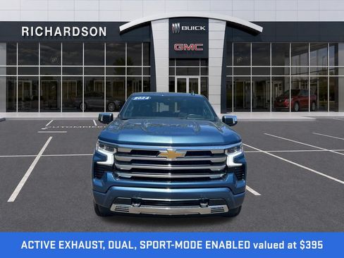 Used 2024 Chevrolet Silverado 1500 High Country w/ Technology Package AWD/4WD image 9