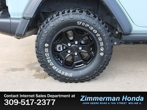 Used 2023 Jeep Wrangler Unlimited w/ Cold Weather Group image 21