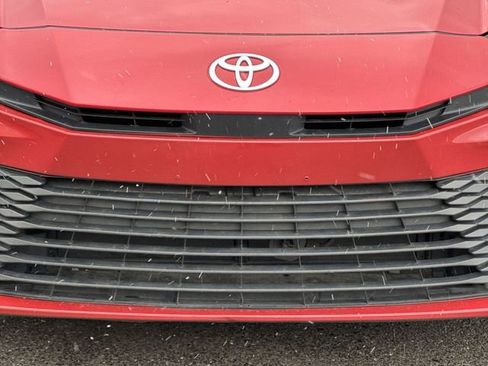 Used 2025 Toyota Camry LE w/ Convenience Package FWD image 34