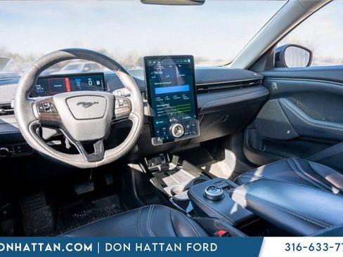Used 2021 Ford Mustang Mach-E Premium image 24