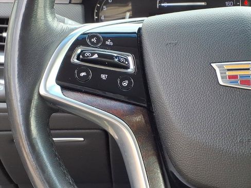 Used 2019 Cadillac XTS Luxury image 17