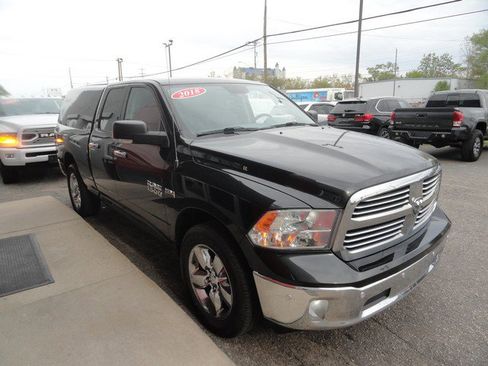 Used 2018 RAM 1500 Big Horn AWD/4WD image 5