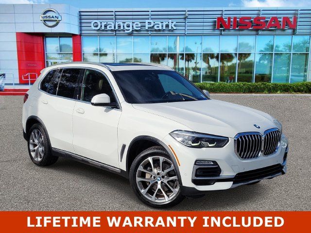 Used 2021 BMW X5 xDrive40i w/ Premium Package 2 AWD/4WD image 1