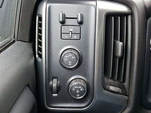 Used 2016 Chevrolet Silverado 1500 LT w/ All Star Edition AWD/4WD image 25