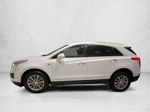 Used 2018 Cadillac XT5 Luxury w/ Driver Awareness Package image 9
