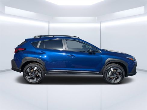 New 2026 Subaru Crosstrek 2.5i Limited image 2