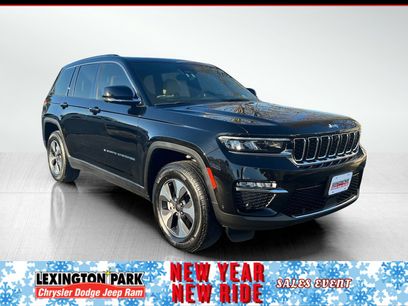 Used 2023 Jeep Grand Cherokee 4WD w/ Luxury Tech Group II