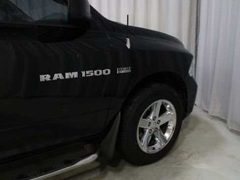 Used 2012 RAM 1500 Express AWD/4WD image 23