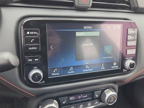 New 2025 Nissan Versa SR image 21