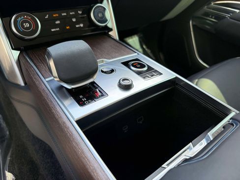 Used 2022 Land Rover Range Rover Long Wheelbase SE image 50
