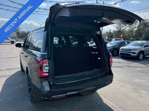 Used 2023 Ford Expedition Limited image 20
