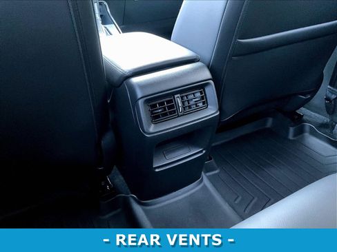 Used 2023 Honda CR-V EX-L image 10
