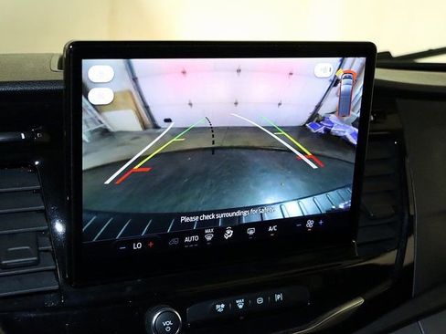 Used 2024 Ford Transit 350 XLT image 17