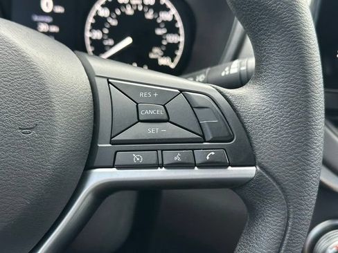 Used 2022 Nissan Altima 2.5 S FWD image 39