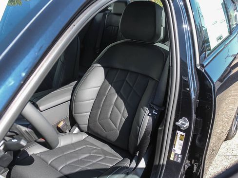 New 2026 BMW i5 M60 AWD/4WD image 33