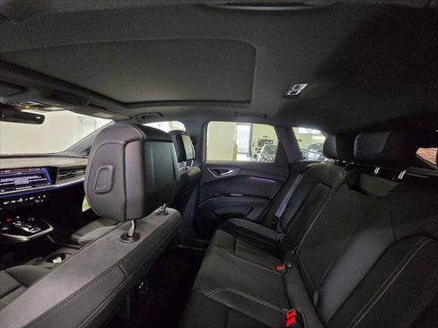 New 2024 Audi Q4 e-tron Premium Plus AWD/4WD image 21