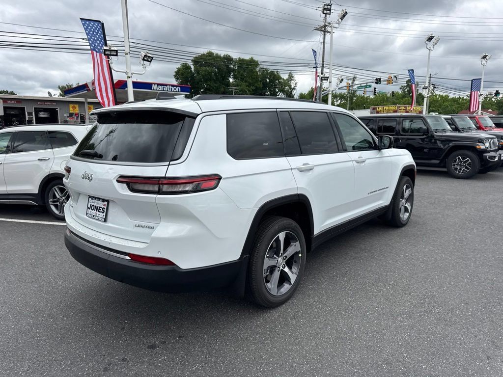 New 2026 Jeep Grand Cherokee L Limited w/ Luxury Tech Group II AWD/4WD image 5