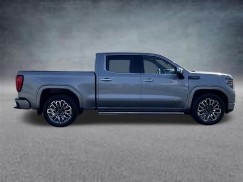 Used 2024 GMC Sierra 1500 Denali Ultimate AWD/4WD image 4