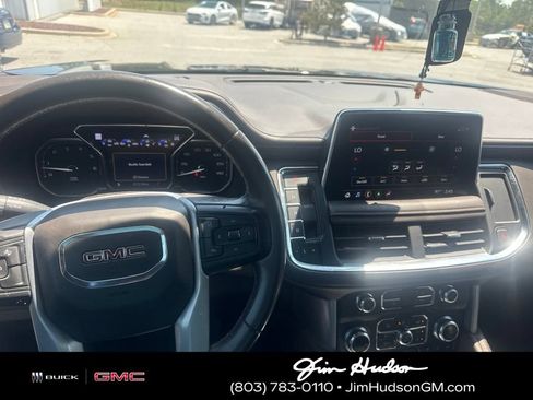 Used 2021 GMC Yukon SLT w/ Rear Media and Nav Package AWD/4WD image 8