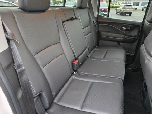 Used 2023 Honda Ridgeline RTL-E image 16