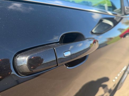 Used 2023 Chevrolet Equinox LT AWD/4WD image 22