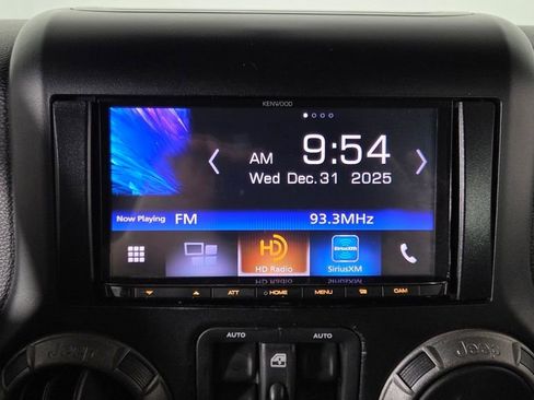 Used 2011 Jeep Wrangler Unlimited Sport image 20