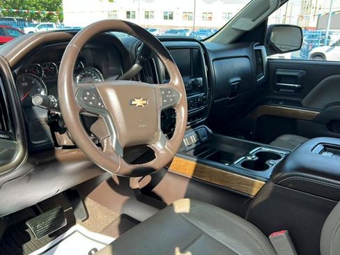 Used 2018 Chevrolet Silverado 1500 LTZ w/ High Desert Package AWD/4WD image 24