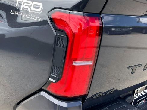 Used 2024 Toyota Tacoma TRD Off-Road AWD/4WD image 28