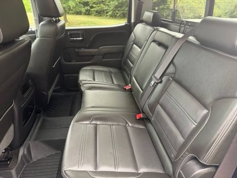 Used 2017 GMC Sierra 1500 Denali w/ Denali Ultimate Package AWD/4WD image 14