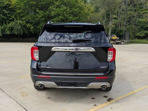 Used 2024 Ford Explorer Limited w/ Limited Technology Package AWD/4WD image 4